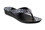 Aeroblu Ladies Black Chappal PU