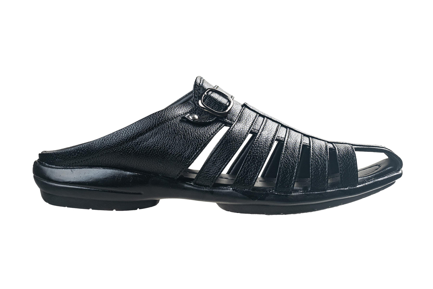 Titas Gents Black Chappal