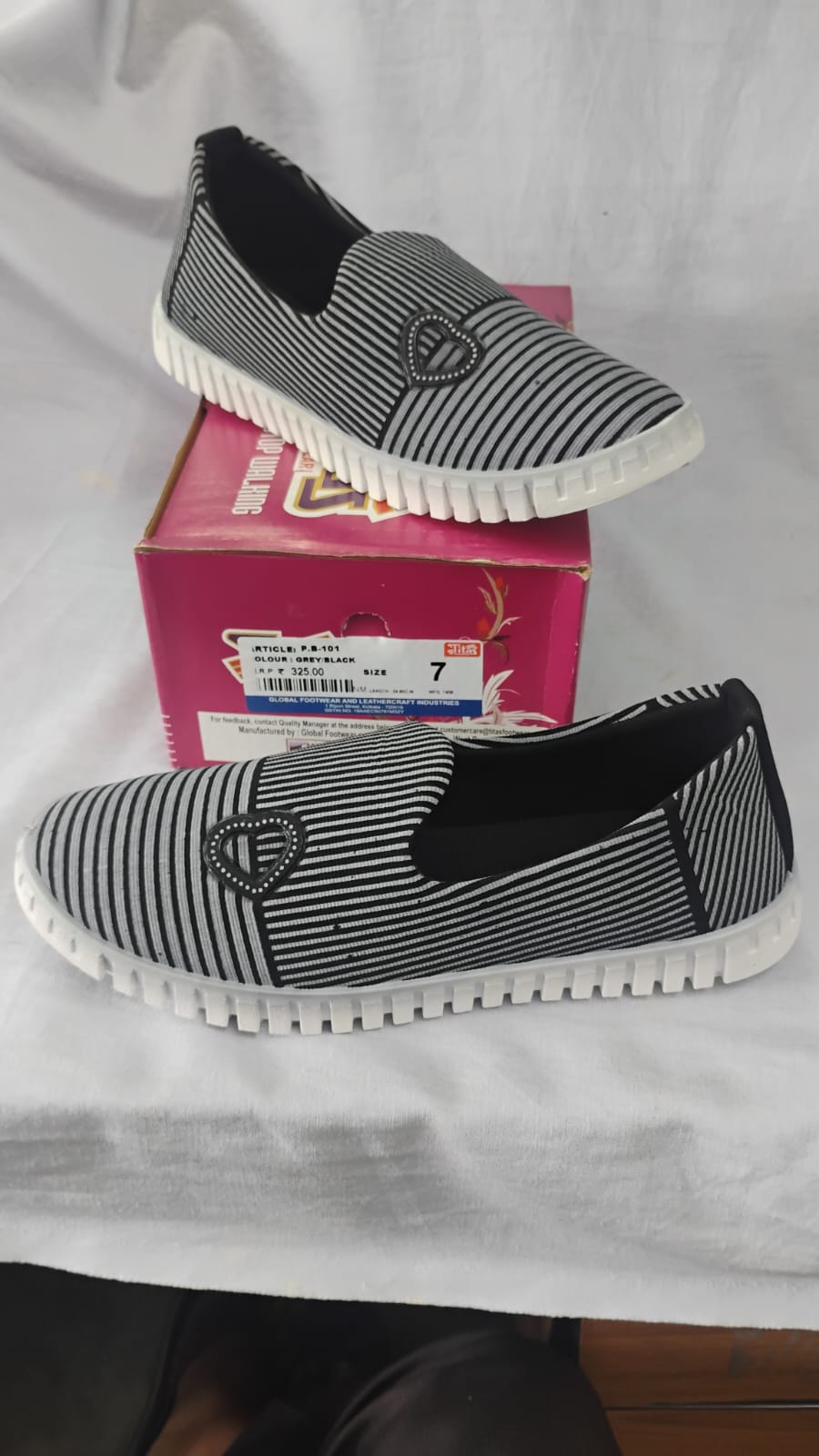 PB 101 - Grey/Black